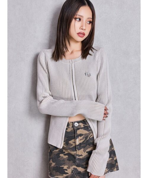 GYDA(ジェイダ)の「GGプレートオープンフロントニットトップス(ニット/セーター・レディース・ブラック/アイボリー/ブラウン・FREE)」の5枚目の写真