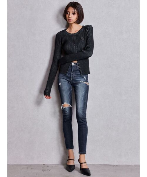 GYDA（ジェイダ）の「GGプレートオープンフロントニットトップス（ニット/セーター・レディース・ブラック/アイボリー/ブラウン・FREE）」の9枚目の写真