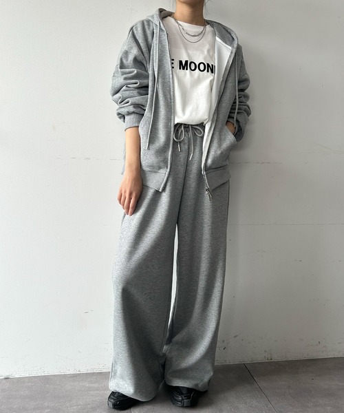 Ampirula(アンピルーラ)の「フード付きパーカー ワイドパンツ セットアップ スウェット 2点セット レディース 秋 きれいめ 冬(セットアップ・レディース・ネイビー/ブラック/グレー/チャコールグレー・FREE)」の7枚目の写真