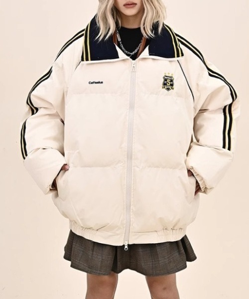 lilful（リルフル）の「配色サイドライン アメリカンデザイン ダブルジップ ダウンジャケット（ブルゾン・レディース・ネイビー/アイボリー・F）」の2枚目の写真