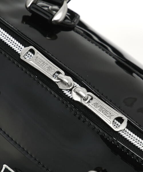 AVIREX（アヴィレックス）の「《WEB&DEPOT限定》ENAMEL MINI DUFFLE BAG/エナメルミニダッフルバッグ（ボストンバッグ・レディース・ブラック/アイボリー・F）」の12枚目の写真