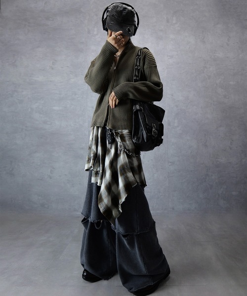 Spielio（シュピーリオ）の「【Spielio】Two-tone zip knit / ツートンジップニット（ニット/セーター・メンズ・ブラック系1/グレー系1・S/L/M）」の7枚目の写真