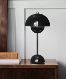 Made in I（メイドインアイ）の「USB Mushroom table lamp（照明）」