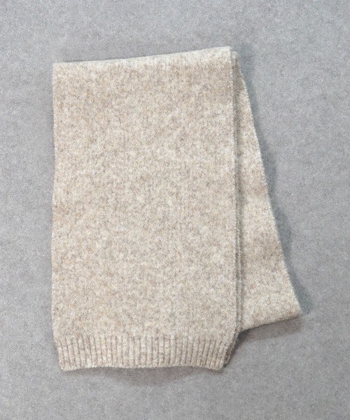 GLOBAL FORME CONCRETE(グローバルフォルムコンクリート)の「【GlovesDEPO】もこもこ ウール混スリムマフラー(マフラー・レディース・エンジ/モカ/ベージュ/ホワイト/サーモンピンク/チャコールグレー/グレー/ダークグリーン/ブラック/サックスブルー・FREE)」の6枚目の写真
