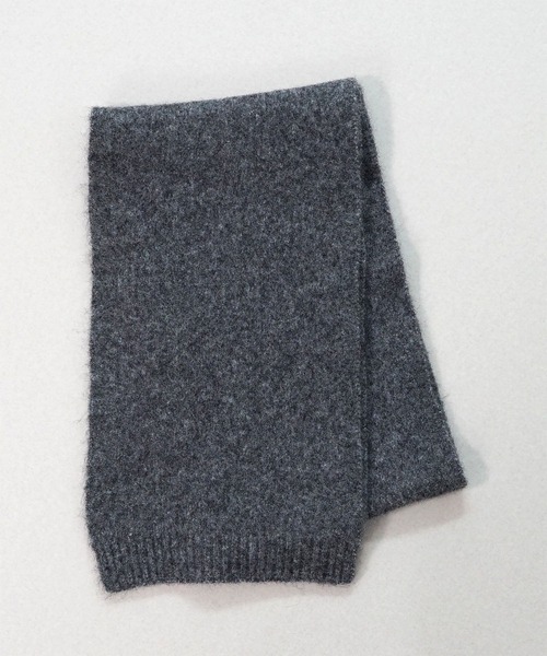 GLOBAL FORME CONCRETE(グローバルフォルムコンクリート)の「【GlovesDEPO】もこもこ ウール混スリムマフラー(マフラー・レディース・エンジ/モカ/ベージュ/ホワイト/サーモンピンク/チャコールグレー/グレー/ダークグリーン/ブラック/サックスブルー・FREE)」の14枚目の写真