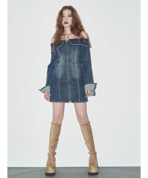 EVRIS（エヴリス）の「オフショルデニムミニワンピース（ワンピース・レディース・ブラック/ブルー・SMALL/MEDIUM）」の10枚目の写真