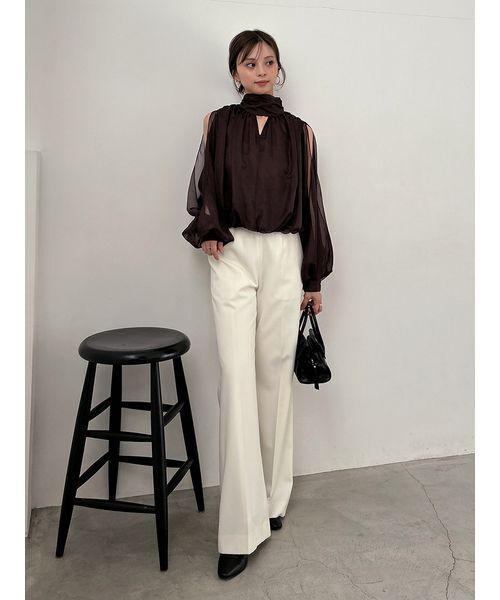 SNIDEL(スナイデル)の「ハイウエストワイドパンツ(スラックス・レディース・アイボリー/グレー/ブラウン・0/1)」の16枚目の写真