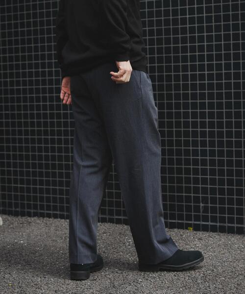 ITEMS URBANRESEARCH（アイテムズ アーバンリサーチ）の「Gabardine Tapered Slacks（その他パンツ・メンズ・ネイビー/ブラック/チャコールグレー・LARGE/MEDIUM）」の22枚目の写真