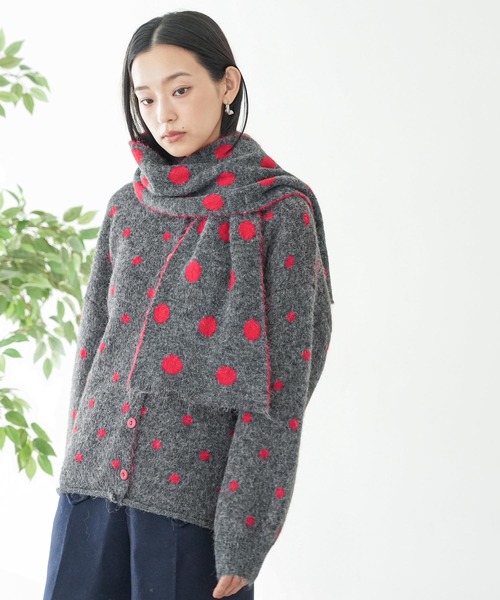mili an deni(ミリアンデニ)の「マフラー付きドットニットカーディガン(カーディガン/ボレロ・レディース・ブラウン/グレー/アイボリー・M)」の8枚目の写真