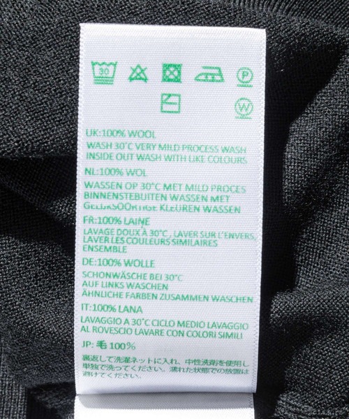 JOHN SMEDLEY（ジョンスメドレー）の「JOHN SMEDLEY SHIPTON ジョンスメドレー シップトン 長袖Vネック メリノウール ニット（ニット/セーター・メンズ・ネイビー系/ブラック/チャコール/グレー系1/シルバー・LARGE/SMALL/MEDIUM）」の22枚目の写真