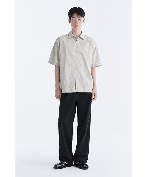 MUSINSA STANDARD（ムシンサスタンダード）の「リラックスドナイロンクリーズ半袖シャツ[ダスティクリーム]（シャツ/ブラウス・メンズ・その他・XX-LARGE/MEDIUM/LARGE/X-LARGE）」の6枚目の写真