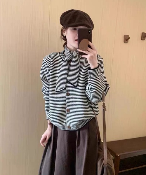 Ritzy(リッツィー)の「マフラー付き 細ボーダーニットカーディガン 2点セット(ニット/セーター・レディース・サックスブルー/グリーン/ブラック・FREE)」の1枚目の写真