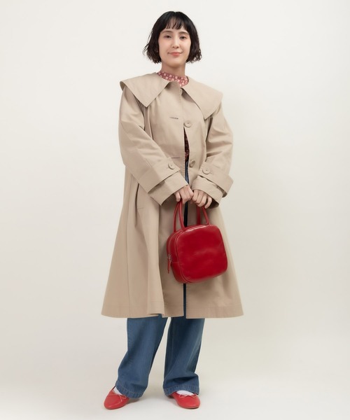 CHILD WOMAN(チャイルドウーマン)の「C/Nyウェザー フラットカラーフレアーコート(その他アウター・レディース・ベージュ/ネイビー・FREE)」の3枚目の写真