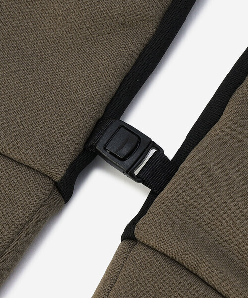 THE NORTH FACE(ザノースフェイス)の「THE NORTH FACE | ETIP GLOVE UNISEX(手袋・レディース・ブラウン系その他/ブラック・S/M)」の9枚目の写真