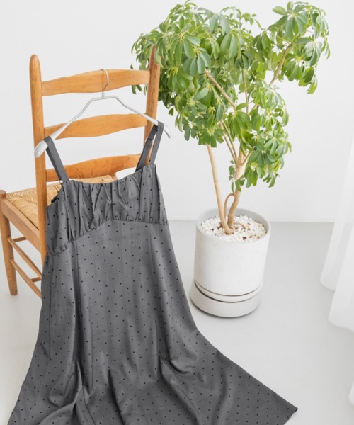 CLETTE(クレット)の「CLETTEオリジナルフロッキードットジャンスカワンピース(ワンピース・レディース・チャコールグレー/ブラック/ブラウン・LL/3L/4L)」の15枚目の写真