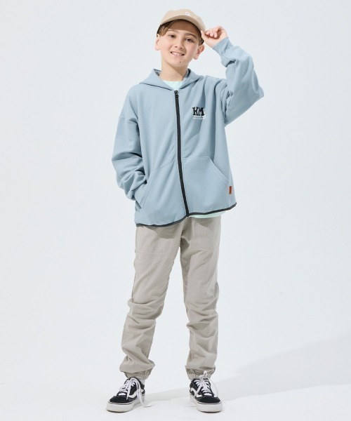 KRIFF MAYER Kid's Collection（クリフメイヤーキッズコレクション）の「【速乾・軽量】軽テックジップパーカー（パーカー・キッズ・サンドベージュ/オートミール/サックスブルー/ブラック・120/130/140/150/160/170）」の6枚目の写真