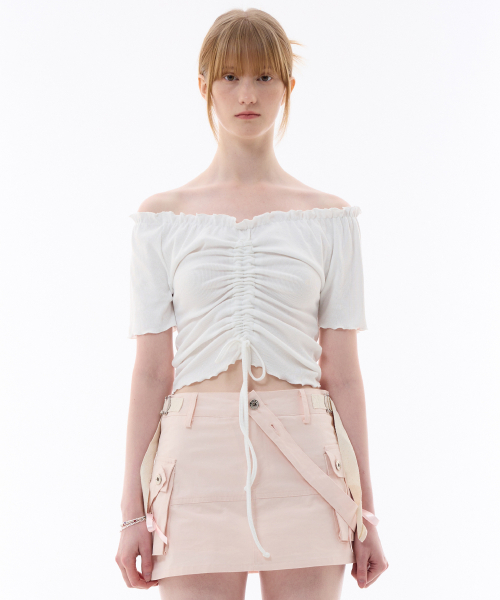 ARI(アリ)の「XOXO OFF-SHOULDER / WHITE(シャツ/ブラウス・レディース・ホワイト・FREE)」の1枚目の写真