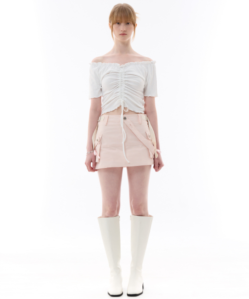 ARI(アリ)の「XOXO OFF-SHOULDER / WHITE(シャツ/ブラウス・レディース・ホワイト・FREE)」の2枚目の写真