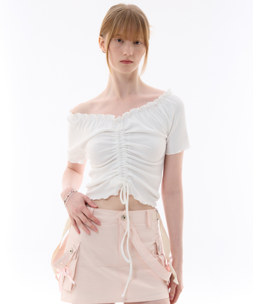 ARI(アリ)の「XOXO OFF-SHOULDER / WHITE(シャツ/ブラウス・レディース・ホワイト・FREE)」の4枚目の写真