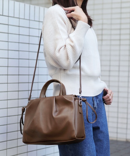 florist(フローリスト)の「【高見え・2WAY】レザータッチタックデザインハンドバッグ/ショルダーバッグ/ビジネスバッグ(iPad収納可)(ハンドバッグ・レディース・グレイッシュベージュ/オフホワイト/ミント/ブラック/ブラウン/モカ・FREE)」の12枚目の写真