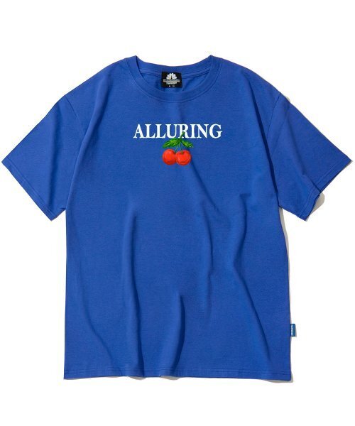 TRIPSHION(トリップション)の「ALLURIG チェリーグラフィックTシャツ - ブルー(Tシャツ/カットソー・メンズ・その他・LARGE/MEDIUM/X-LARGE)」の1枚目の写真