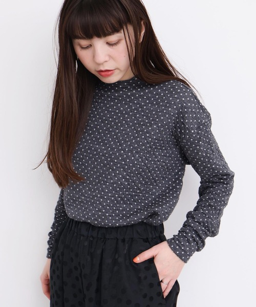 l'atelier du savon(アトリエドサボン)の「ふくふくしたドット モックネックTシャツ(Tシャツ/カットソー・レディース・オフホワイト/グレー/ブラック・FREE)」の15枚目の写真