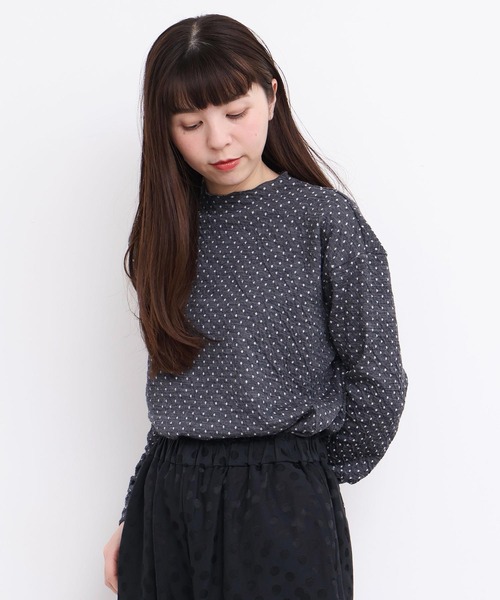 l'atelier du savon(アトリエドサボン)の「ふくふくしたドット モックネックTシャツ(Tシャツ/カットソー・レディース・オフホワイト/グレー/ブラック・FREE)」の13枚目の写真