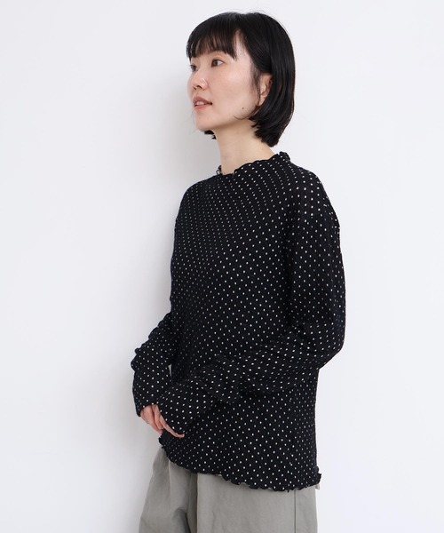 l'atelier du savon(アトリエドサボン)の「ふくふくしたドット モックネックTシャツ(Tシャツ/カットソー・レディース・オフホワイト/グレー/ブラック・FREE)」の20枚目の写真