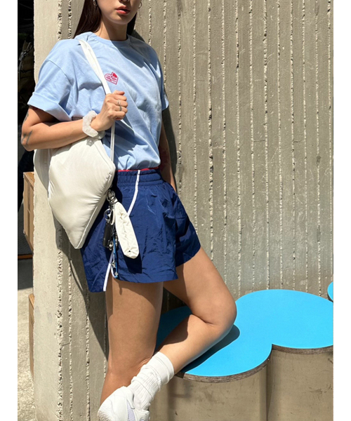 MENASOO(ミナス)の「SMALL HEARTTRACK OVER FIT TEE_SKYBLUE(Tシャツ/カットソー・レディース・スカイブルー・F)」の6枚目の写真