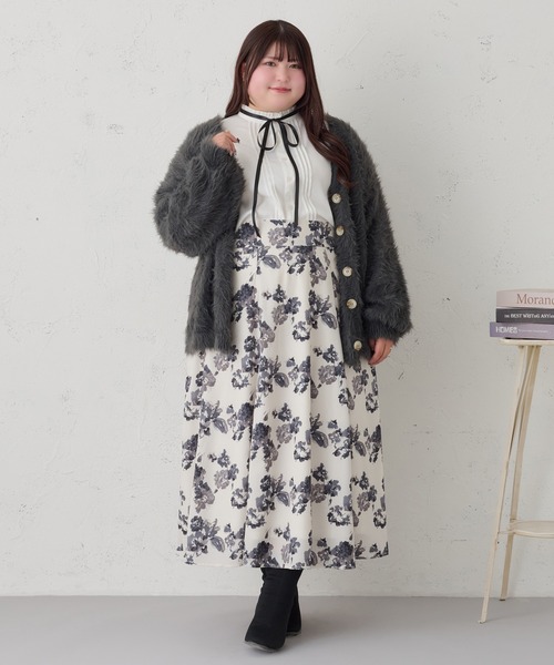 Louiosy(ルオシー)の「【大きいサイズ】ベルト付きフレアスカート(スカート・レディース・ベージュ/ホワイト系その他/ブラック・4L/3L/X-LARGE)」の4枚目の写真