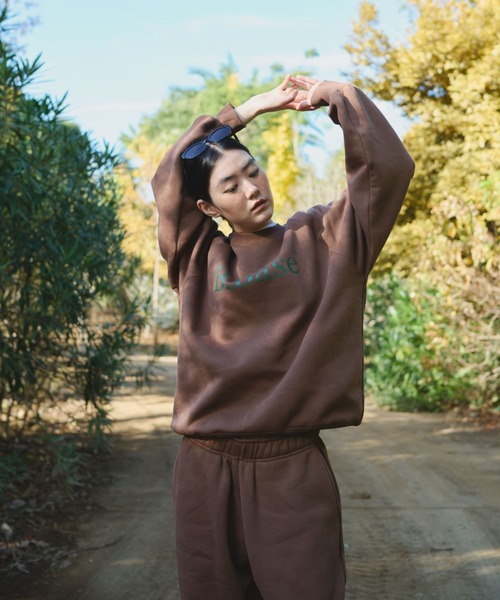 BROKEN BASE(ブロークンベース)の「B.Base Fleece Back Sweatshirt / B.Baseフリースバックスウェットシャツ(スウェット・メンズ・ブラウン/グレー/ブラック/ネイビー/パープル・MEDIUM/SMALL/LARGE)」の7枚目の写真