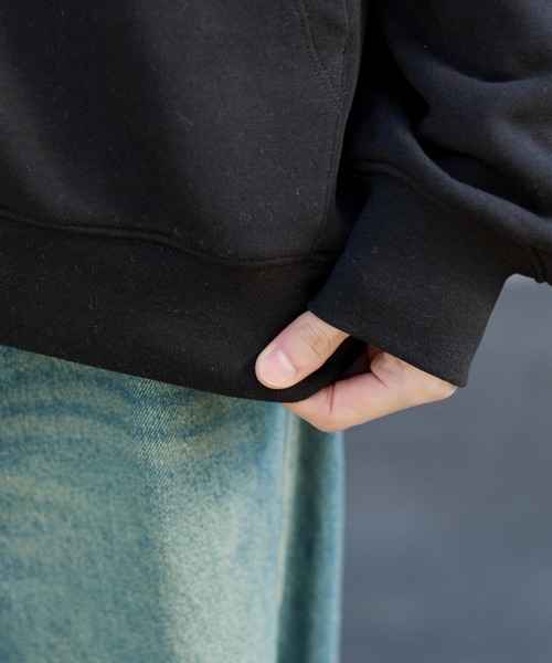 NEW JACK(ニュージャック)の「∴WEGO/【26年春新作】別注NEWJACKグラフィックプルパーカー(パーカー・メンズ・ブラック/ホワイト/アッシュグレー/チャコールグレー・MEDIUM/LARGE)」の12枚目の写真