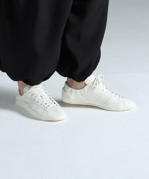 Y-3 ホワイト スニーカー　ほぼ新品　2回のみ着用 Y-3 STAN SMITH LO PRO（スニーカー）｜Y-3（ワイスリー）の