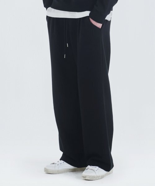AKIA（アキア）の「ワンタックワイドラウンジスウェットパンツ[ブラック]（スウェットパンツ・メンズ・その他・MEDIUM/LARGE/X-LARGE）」の2枚目の写真
