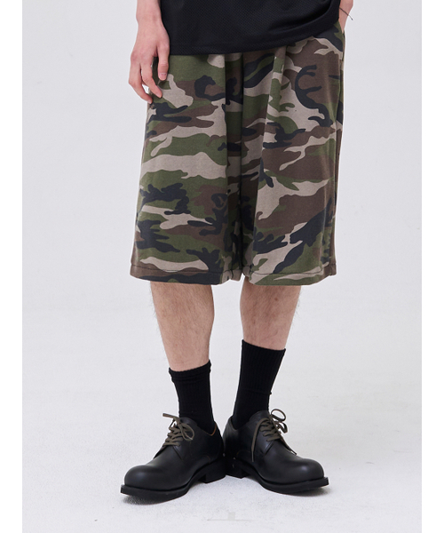 AKECII(アケシ)の「ツイストカモスウェットバミューダパンツ-カーキ(その他パンツ・メンズ・その他・MEDIUM/LARGE)」の3枚目の写真