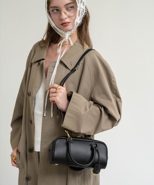 HAYNI（ヘイニ）の「Elliena エリーナ（ハンドバッグ・レディース・ブラック×ゴールド・FREE）」の3枚目の写真