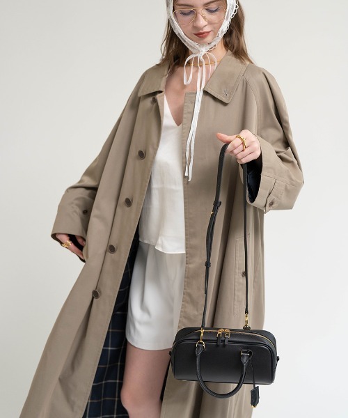 HAYNI（ヘイニ）の「Elliena エリーナ（ハンドバッグ・レディース・ブラック×ゴールド・FREE）」の20枚目の写真