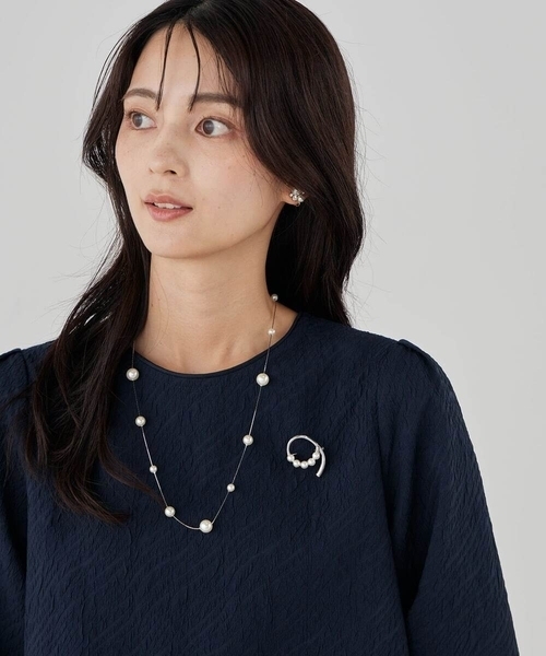 a.v.v(アーヴェヴェ)の「パールポイントロングネックレス(ネックレス・レディース・ゴールド/シルバー・38)」の1枚目の写真
