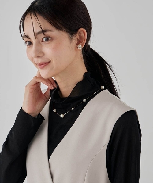 a.v.v(アーヴェヴェ)の「パールポイントロングネックレス(ネックレス・レディース・ゴールド/シルバー・38)」の2枚目の写真