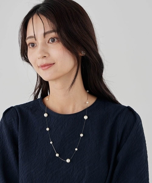 a.v.v(アーヴェヴェ)の「パールポイントロングネックレス(ネックレス・レディース・ゴールド/シルバー・38)」の5枚目の写真