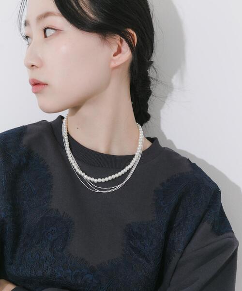 SMELLY（スメリー）の「パールチェーンレイヤードネックレス（ネックレス・レディース・ホワイト系その他・-）」の4枚目の写真