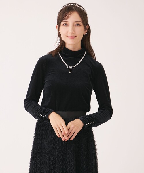 TO BE CHIC(トゥー ビー シック)の「シアーベロア ハイネックカットソー(Tシャツ/カットソー・レディース・オフホワイト/ピンク系その他2/ブラック・40/42)」の2枚目の写真