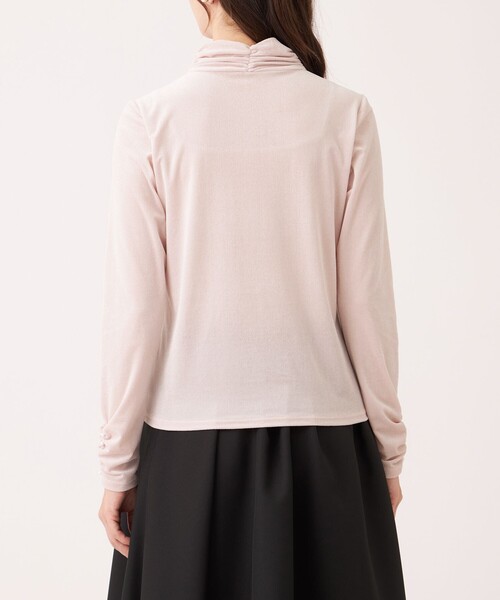 TO BE CHIC(トゥー ビー シック)の「シアーベロア ハイネックカットソー(Tシャツ/カットソー・レディース・オフホワイト/ピンク系その他2/ブラック・40/42)」の6枚目の写真