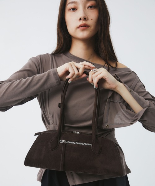 UNITED TOKYO（ユナイテッドトウキョウ）の「Vegan Leather Shoulder Bag｜春夏/ショルダーバッグ/横長バッグ/ハンドバッグ/ヴィーガンレザー/スエード（ショルダーバッグ・レディース・マルチ/ブラック/ブラウン・FREE）」の11枚目の写真