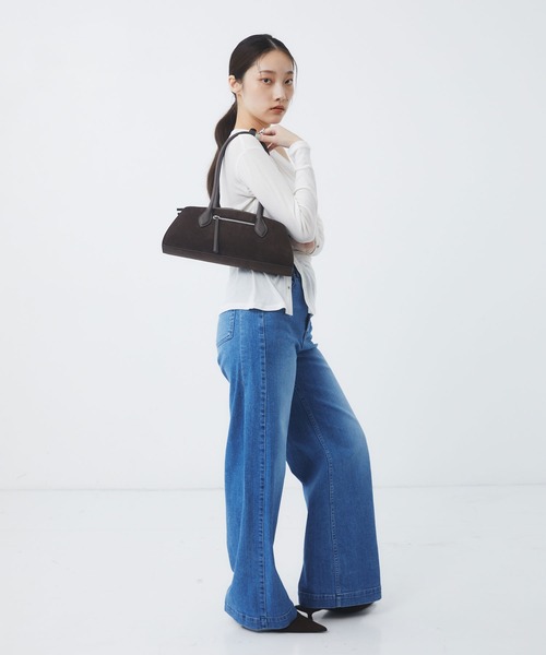 UNITED TOKYO（ユナイテッドトウキョウ）の「Vegan Leather Shoulder Bag｜春夏/ショルダーバッグ/横長バッグ/ハンドバッグ/ヴィーガンレザー/スエード（ショルダーバッグ・レディース・マルチ/ブラック/ブラウン・FREE）」の8枚目の写真