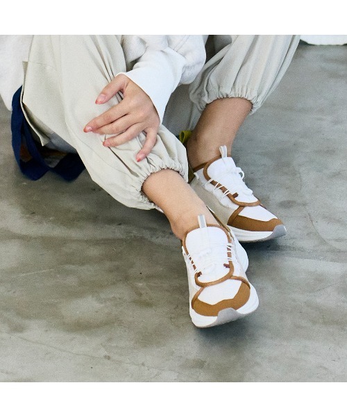 Mode et Jacomo（モードエジャコモ）の「【２WAY】コードストッパースニーカー（スニーカー・レディース・ブラック/ホワイト/ブルー系その他/ホワイト系その他2・22.5cm/23cm/23.5cm/24cm/24.5cm）」の7枚目の写真