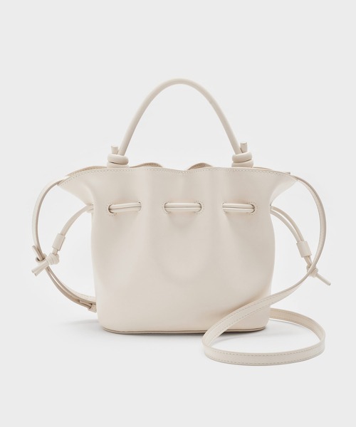 CHARLES & KEITH(チャールズ & キース)の「Sammie サミー ドローストリング バケットバッグ(ショルダーバッグ・レディース・クリーム/ブラック/ピンク系その他3・S)」の12枚目の写真