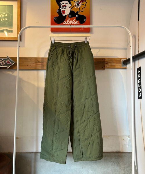 URBAN ISLAND SOCIETY(アーバンアイランドソサエティ)の「【URBAN ISLAND SOCIETY/アーバンアイランドソサエティ】UIS QUILT WIDE PANT キルティングワイドパンツ 防寒 イージーウエスト(その他パンツ・レディース・ブラック/カーキ・FREE)」の2枚目の写真