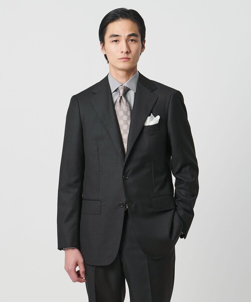 UNITED ARROWS（ユナイテッドアローズ）の「サージ シングル 3ボタン スーツ REGULAR MODEL（セットアップ・メンズ・ダークグレー・48/46/50）」の2枚目の写真