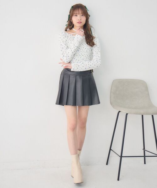 ems excite（エムズエキサイト）の「シャーリングインナーCT（Tシャツ/カットソー・レディース・ブルー系その他/ホワイト系その他/ブラック系その他4/オフホワイト・FREE）」の20枚目の写真